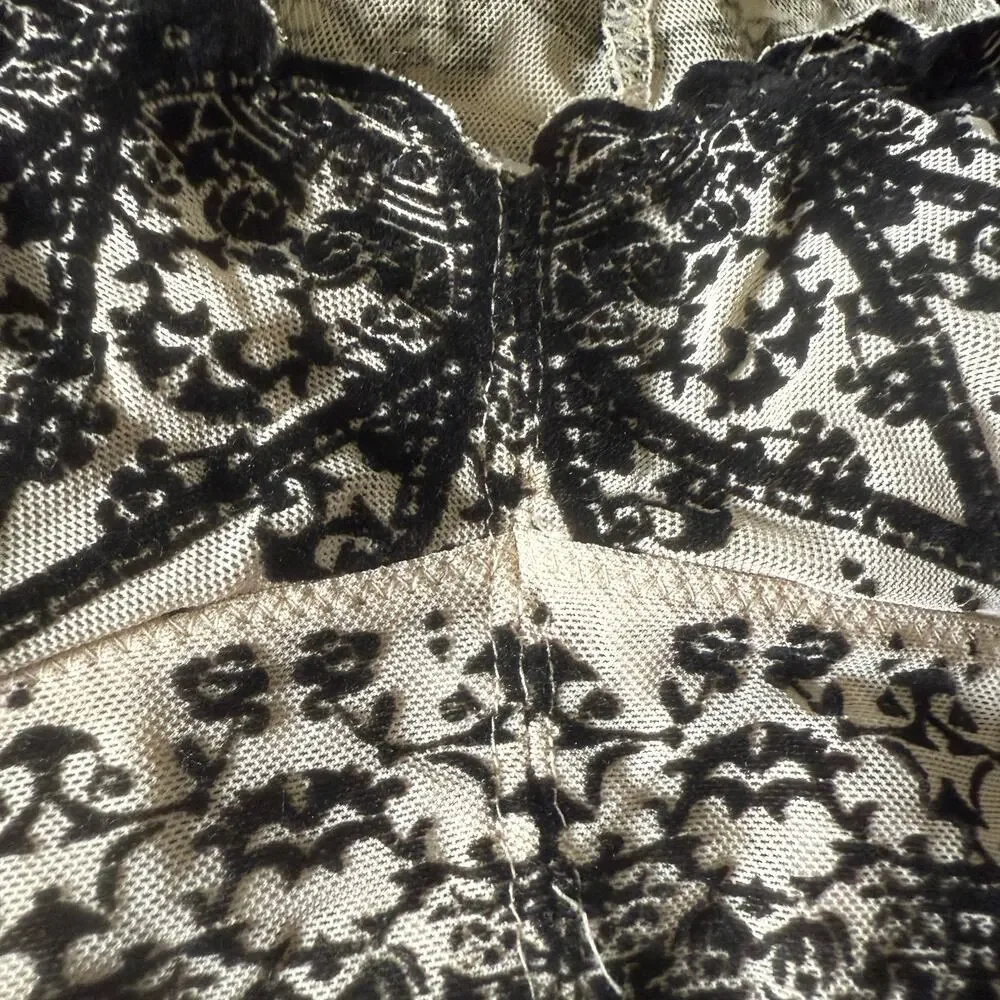 FREE PEOPLE | Intimately Wild Roses Cream and Black Flocked Lace Bralette Small